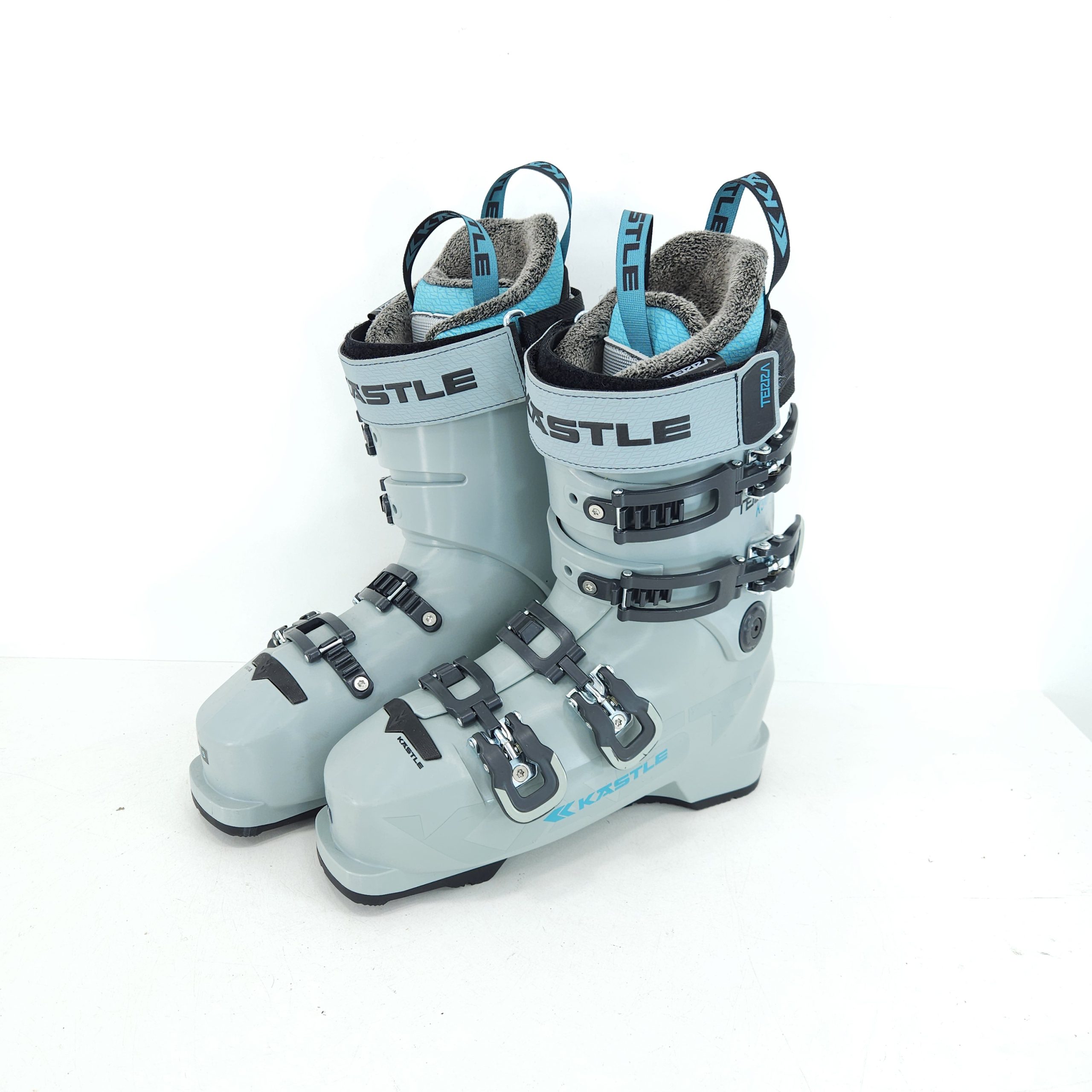20251110_154532 Clapari ski Kastle Terra K90, 37.5 Eu, 24.5 Mondo - imagine 1