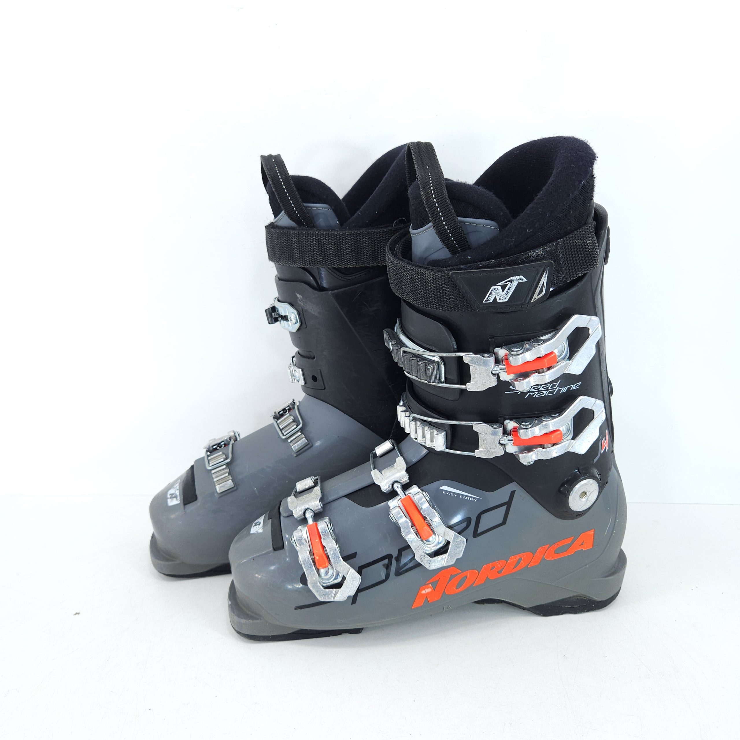 20251117_100244 Clapari copii Nordica Speed, marime 38 Eu, 25 Mondo - imagine 1