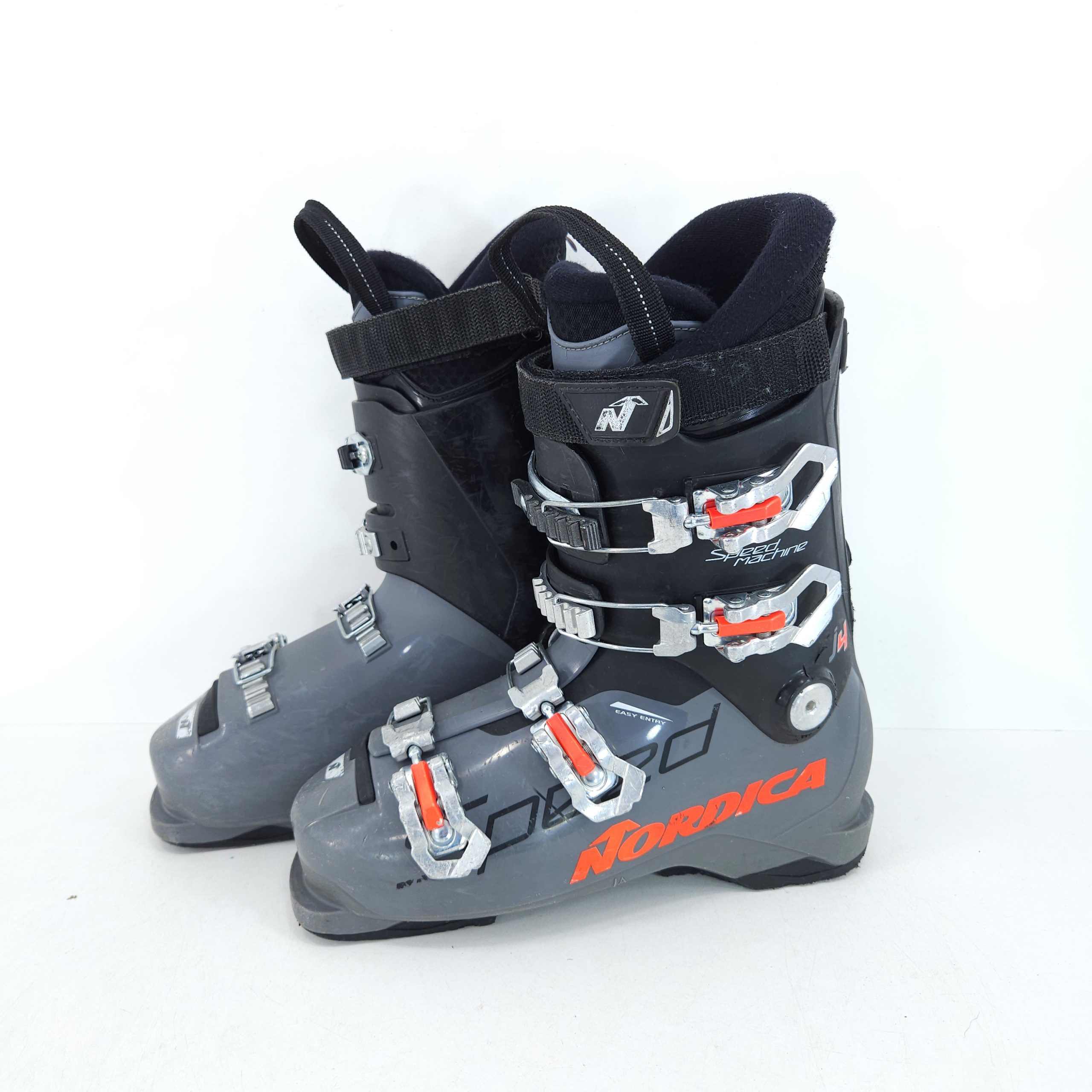 20251117_122945 Clapari copii Nordica Speed, marime 39 Eu, 25.5 Mondo - imagine 1